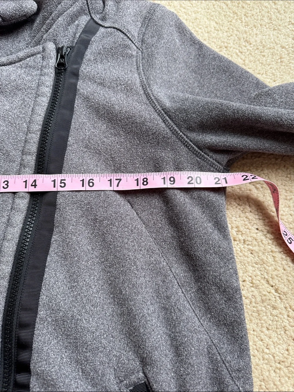 Lululemon Women’s Gray Asymmetrical Zip Jacket size 8